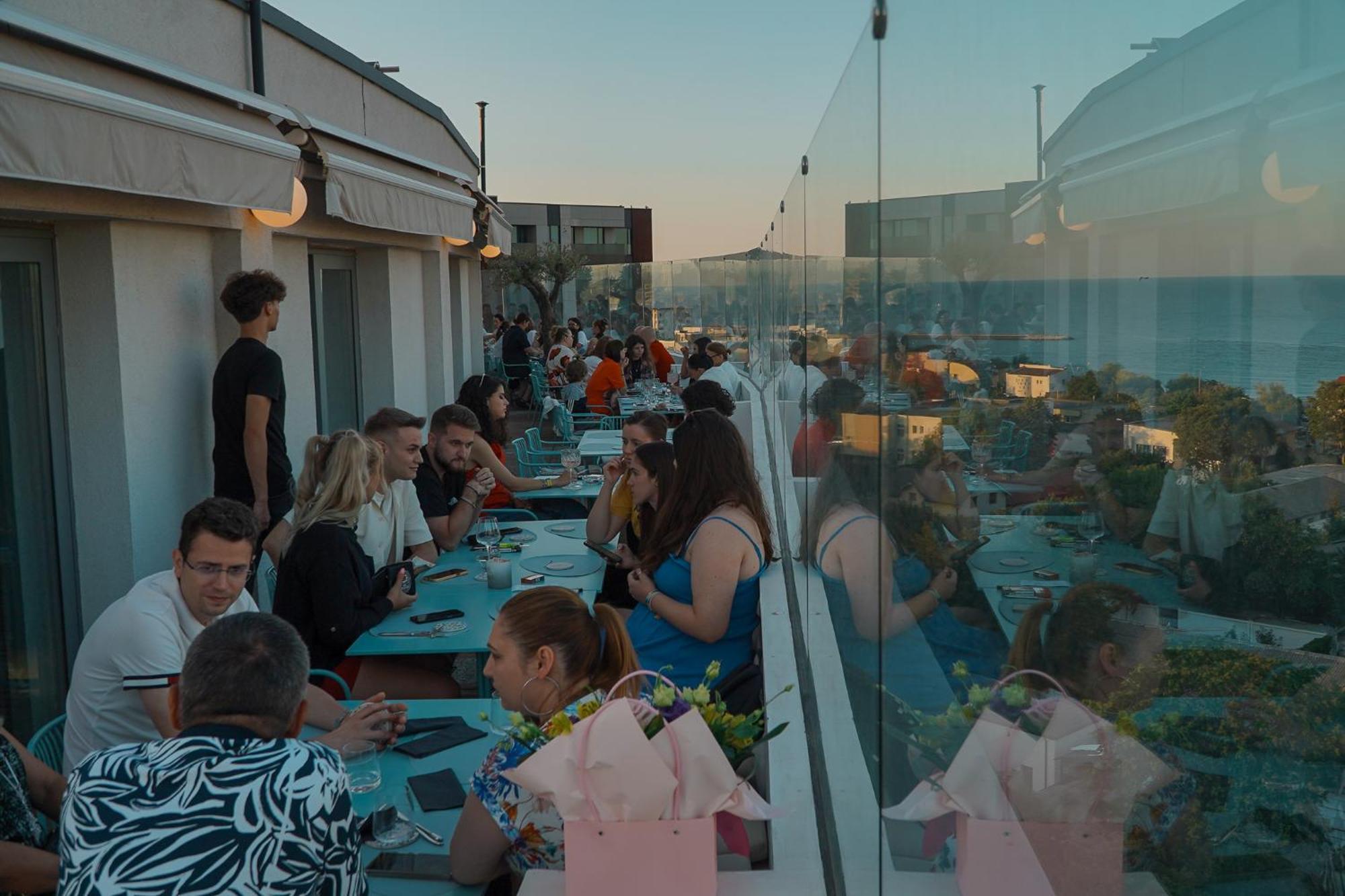 Millennium Hub & Hotel Constanta Luaran gambar