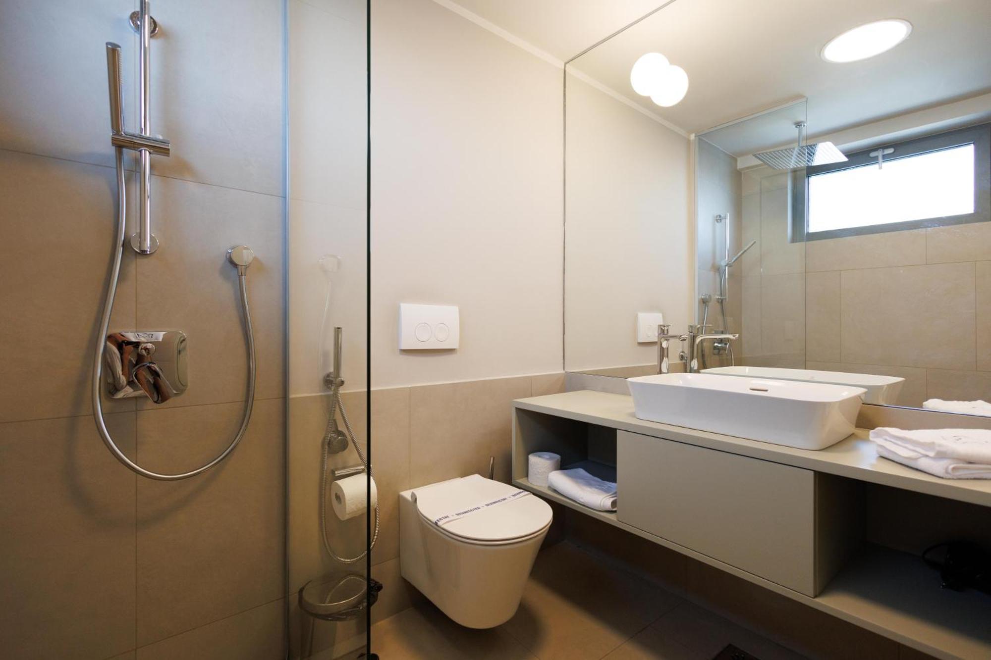 Millennium Hub & Hotel Constanta Luaran gambar